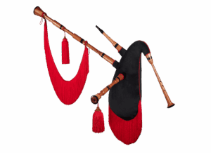 GAITA-KOA-CON-RONQUETA-FUNDA-NEGRA-FLECOS-ROJOS-scaled